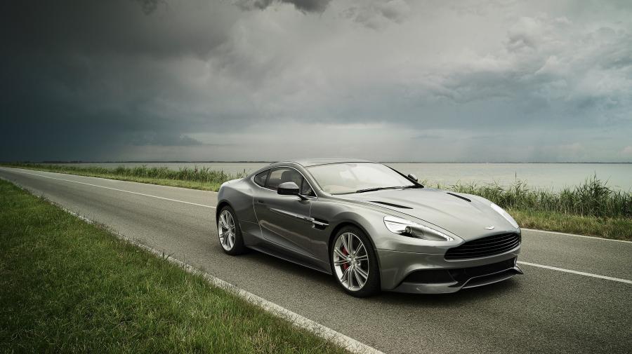  Aston Martin Vanquish 2012 года  (UK) (фото 113 из 170)